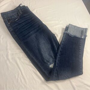 KanCan Dark Wash distressed Ankle Jeans size 9